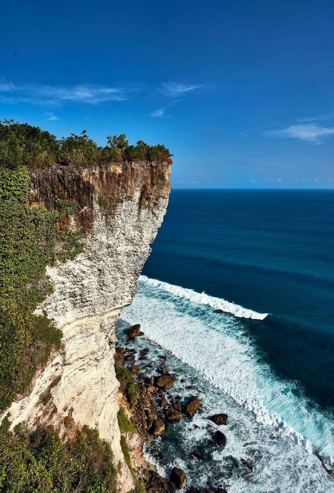 The clifftop viewpoint at Karang Boma near Uluwatu