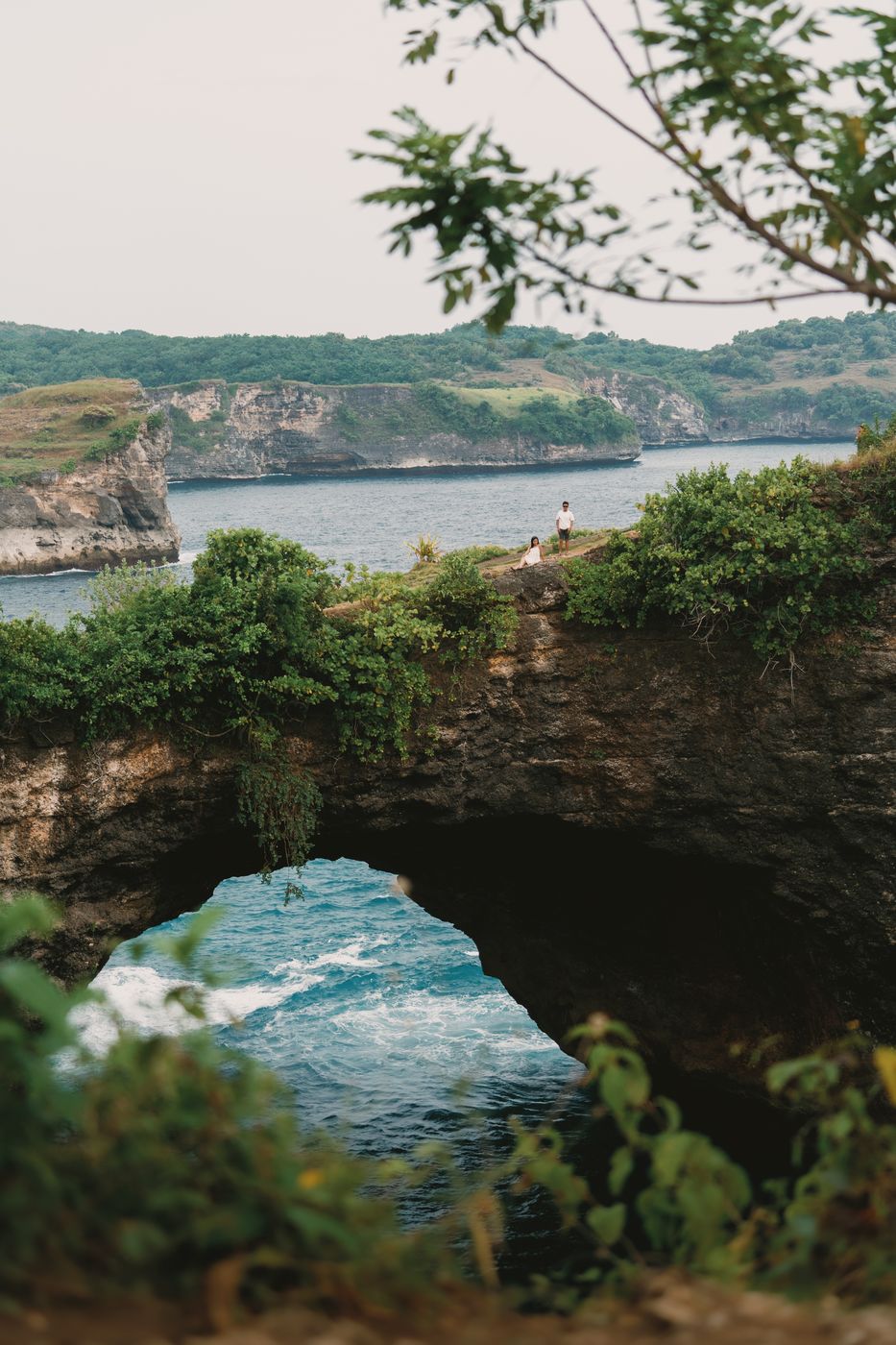 Nusa Penida couple journey of Sze across Atuh, Diamond Beach, and Broken Beach
